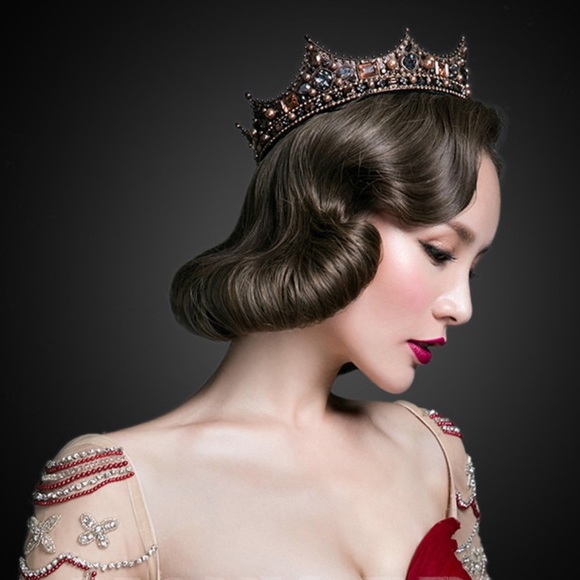 Medieval Renaissance Baroque Royal Jeweled Crown main image 9